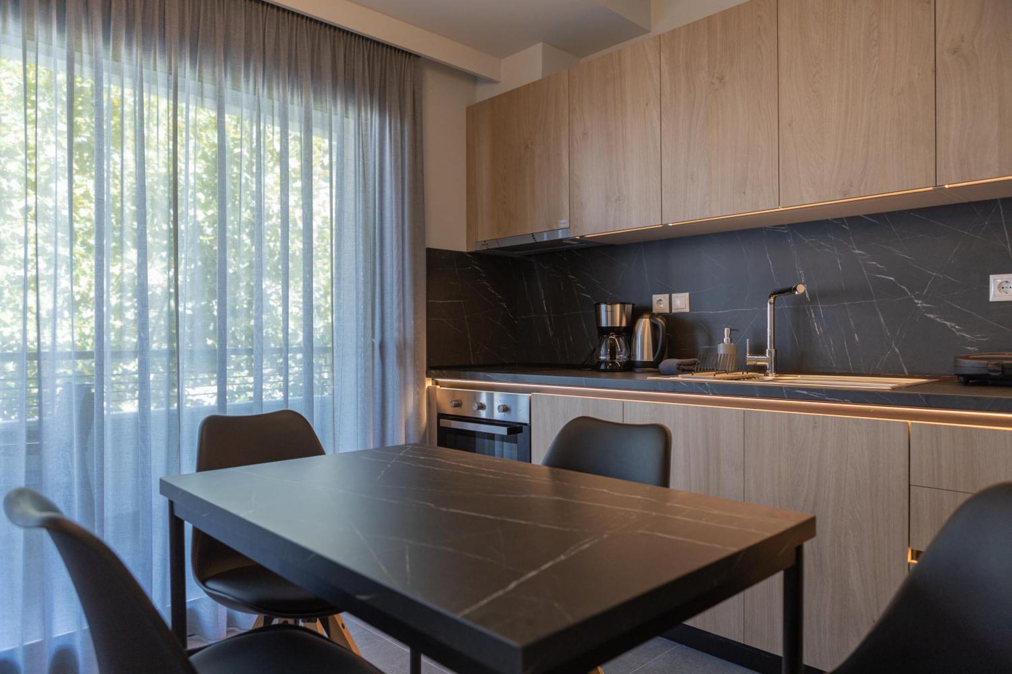 ヴォロス Aeson Premium Livingアパートホテル エクステリア 写真
