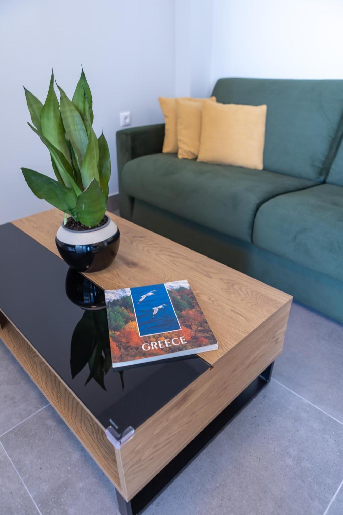 ヴォロス Aeson Premium Livingアパートホテル エクステリア 写真
