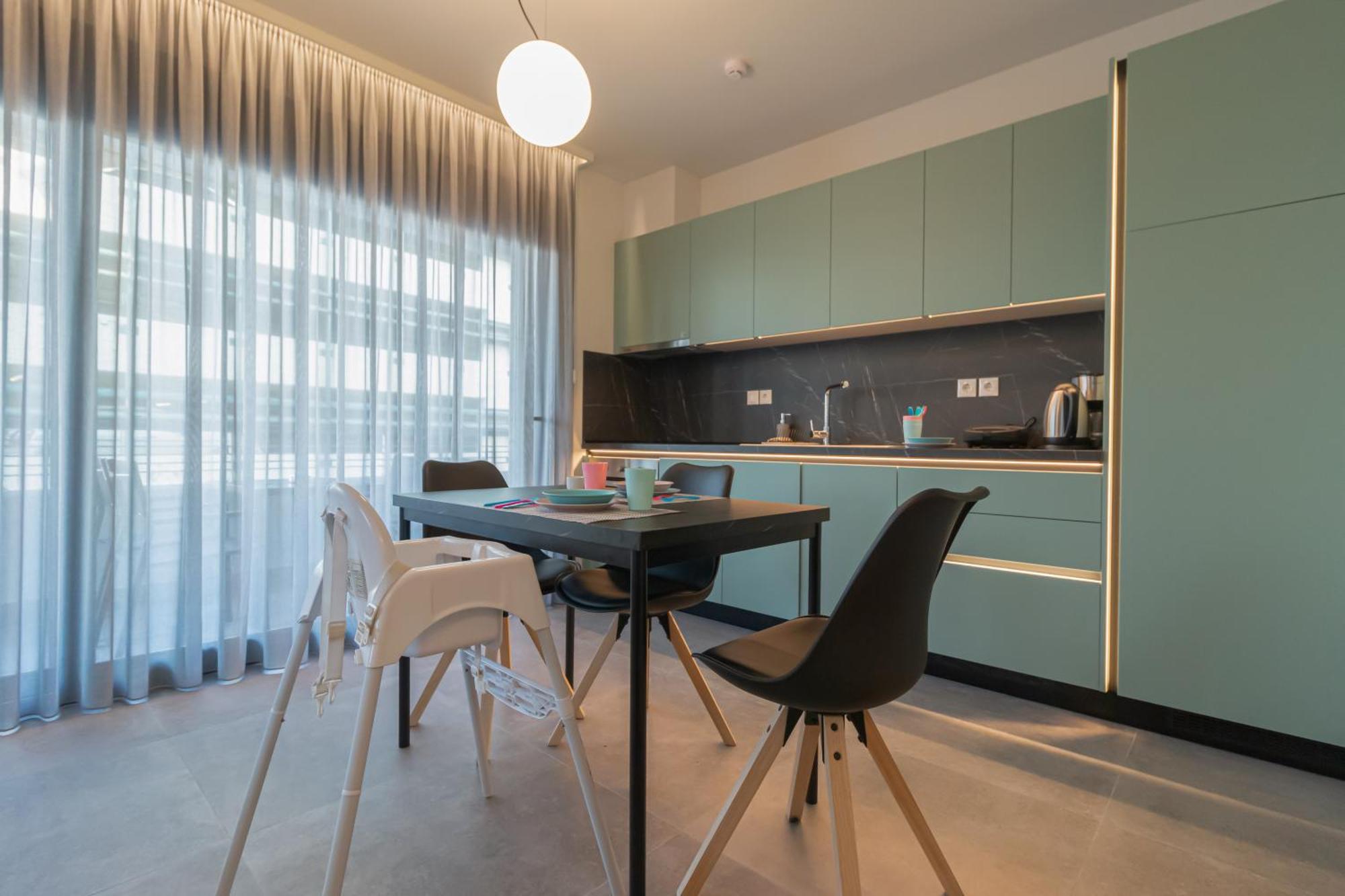 ヴォロス Aeson Premium Livingアパートホテル エクステリア 写真
